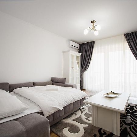 Bright & Elegant Central Apartment Oradea Zewnętrze zdjęcie