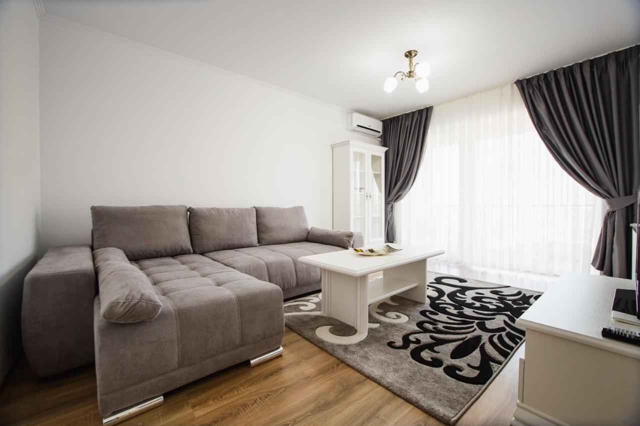 Bright & Elegant Central Apartment Oradea Zewnętrze zdjęcie