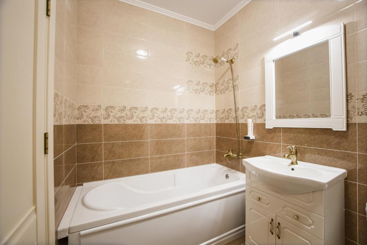 Bright & Elegant Central Apartment Oradea Zewnętrze zdjęcie